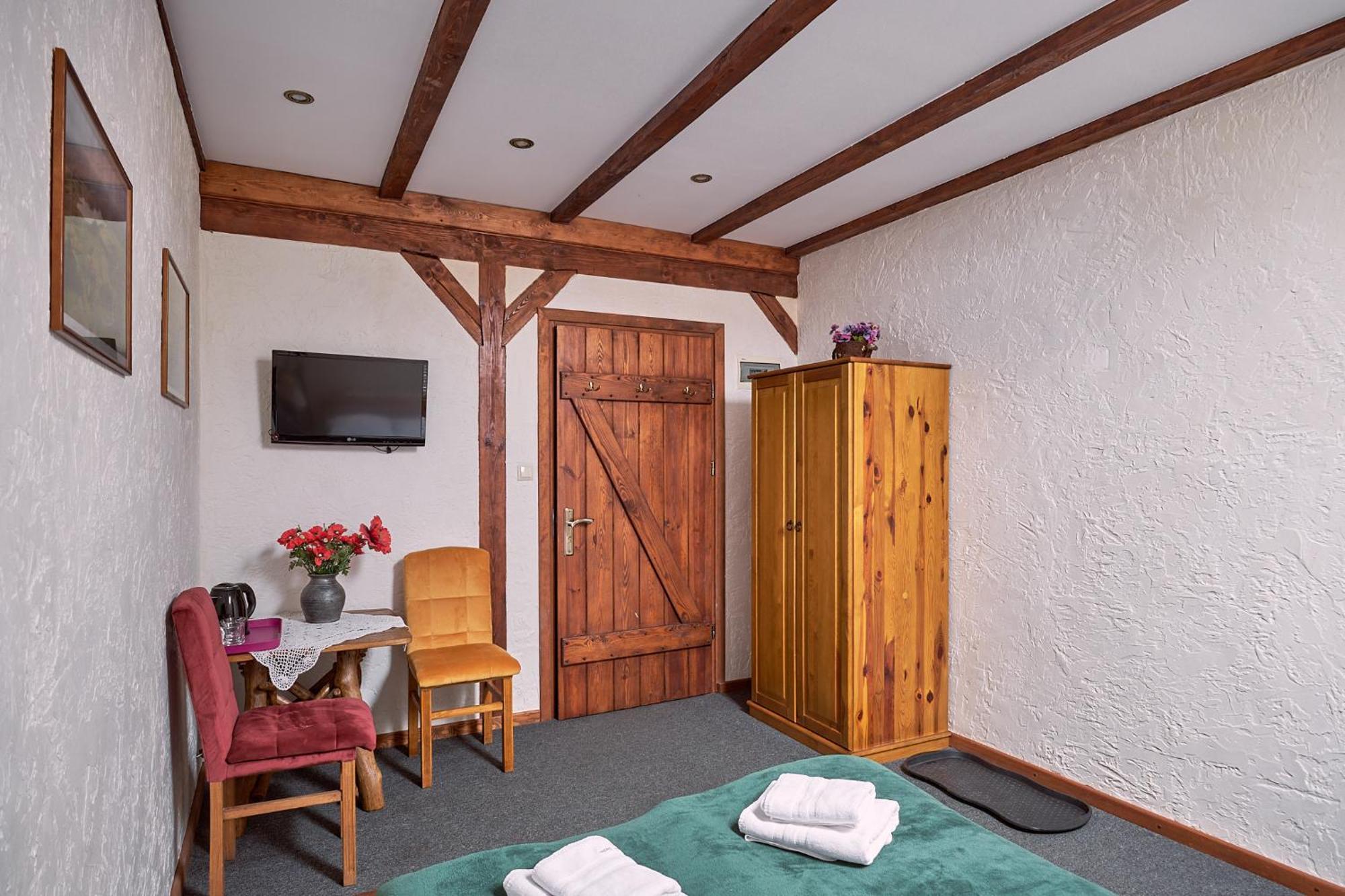 Karczma Zacisze Bed & Breakfast Krutyń Екстериор снимка