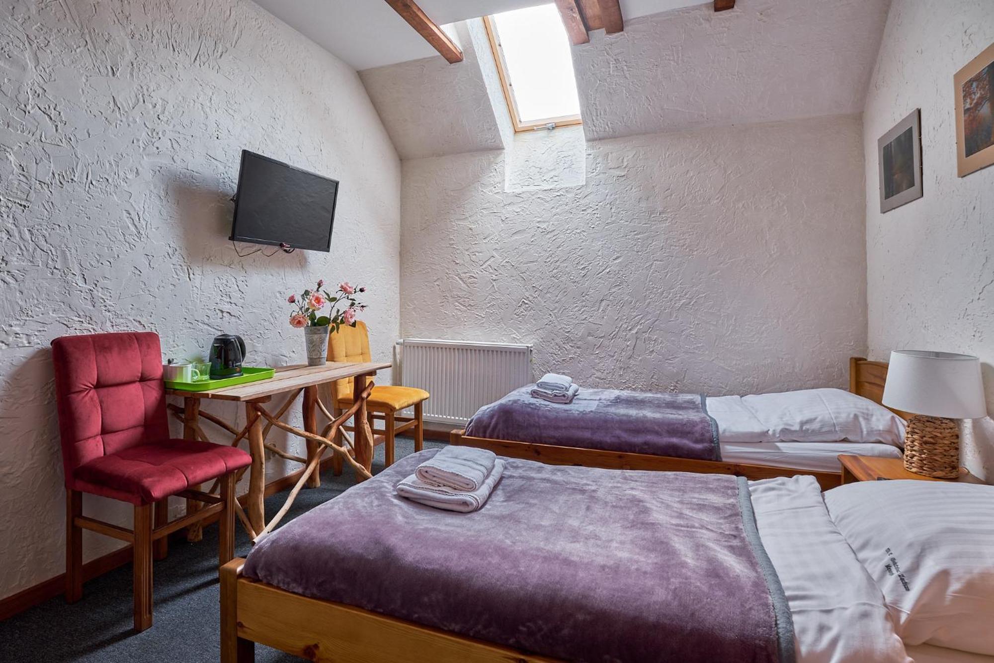 Karczma Zacisze Bed & Breakfast Krutyń Екстериор снимка